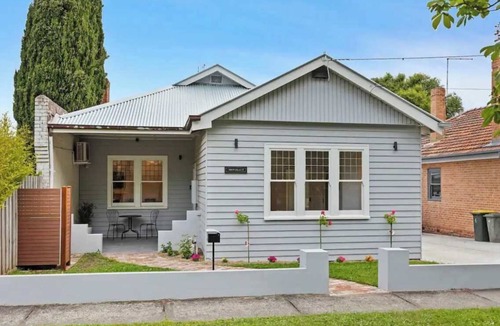 Soldiers Hill House | Stylish Soldiers Hill Retreat
