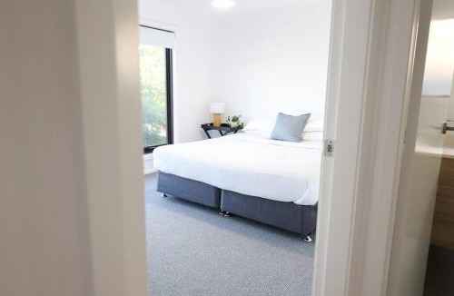 Wagga Wagga House | Stylish Stay 4BR Central Wagga