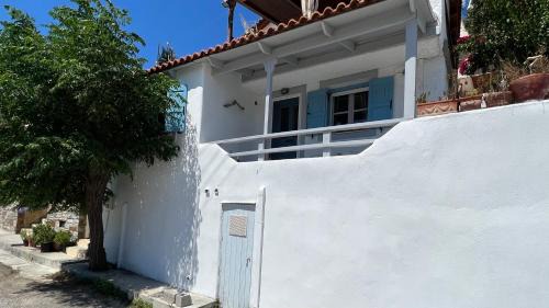 Korissia House | Su Casa KEA
