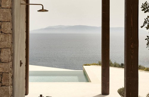 Pesada Villa | Sui Generis Villa