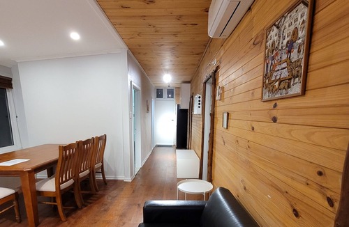 Sawmill Settlement House | Suite B close to MT Buller Gate