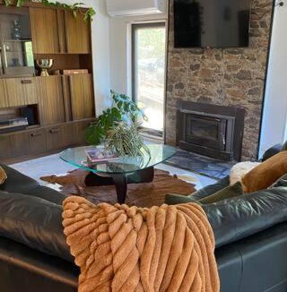 Jamieson House | Sul Lago - Lakefront Family Friendly home
