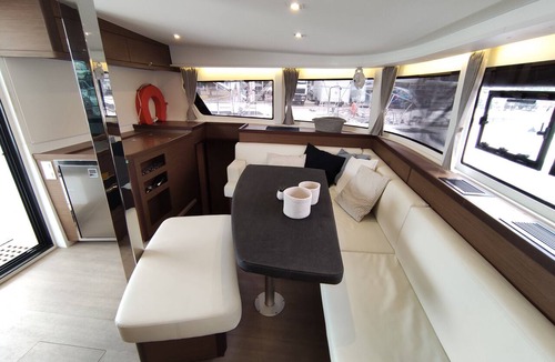 Tourlos Boat Rental | Sun-Kissed Sailing Adventure in Islas Cícladas, Mykonos