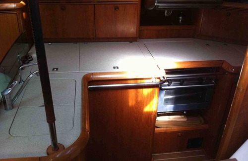 Lavreotiki Boat Rental | Sun-Kissed Sailing Adventure in the Saronic Islands