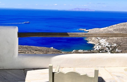 Isternia House | Sunflower Tinos House