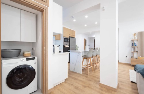 Kallithea Apartment | Sunlit Charm | Modern 2BR Apartment with High-Speed WiFi