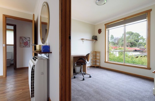 Ambleside House | Sunny Ambleside Escape & Home Office