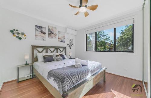 Blacktown House | Sunny and Vibrant Home