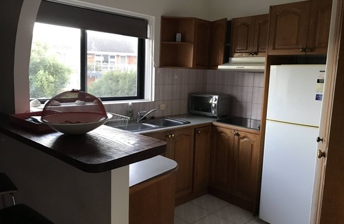 Cronulla Apartment | Sunny apartment with balcony next to the beach