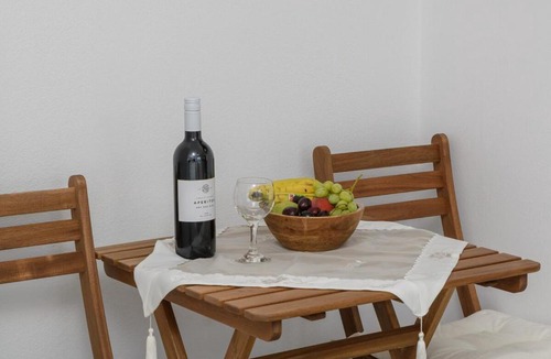 Parasporos Apartment | Sunny & Blue 2