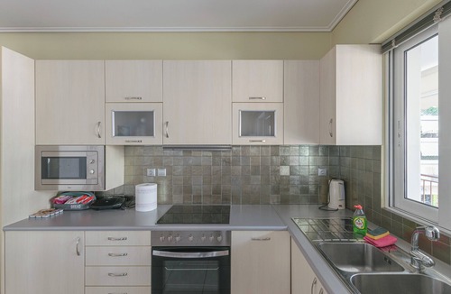 Kaisariani Apartment | Sunny high index Family 2 bedrms hole 2nd floor privacy apt 1800m to Acropolis