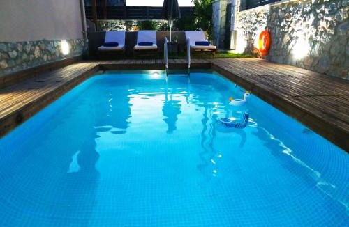 Monopari House | Sunrise Residence