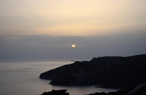 Megas Yialos-Nites House | Sunrise Stone Residence