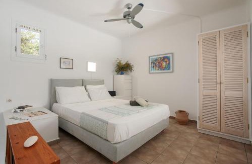 Stelida House | Sunset Beach house with two bedrooms