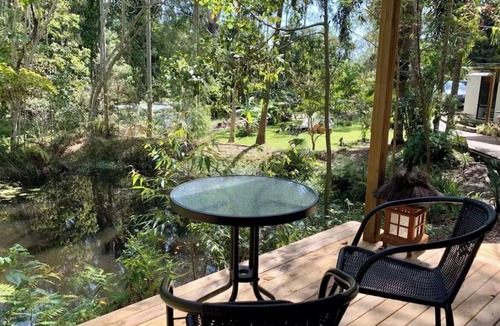 Doonan Cabin | Sunset Cabinn10 years and current SuperHost with Air BNB now available on VRBO.
