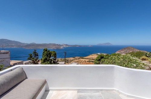 Plaka Villa | Sunset Mansion