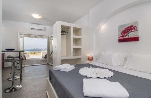Milos House | Sunset Village 5