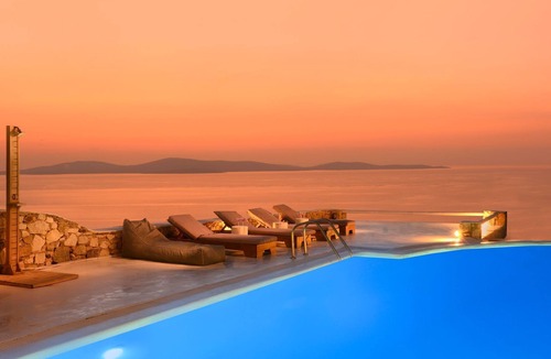 Agios Ioannis House | SUPERB BEACH ACCESS LUXURY SEA VILLA POOL by Calypso Sunset by Interhome