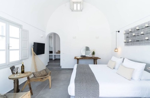 Oia Hotel | Superior Villa with Plunge Pool and Sea View