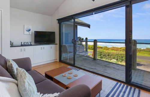 Sugarloaf Apartment | Suraya - Amazing Views & Wi-Fi