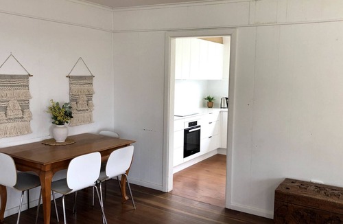Mollymook House | Surf & Turf Retreat in Mollymook