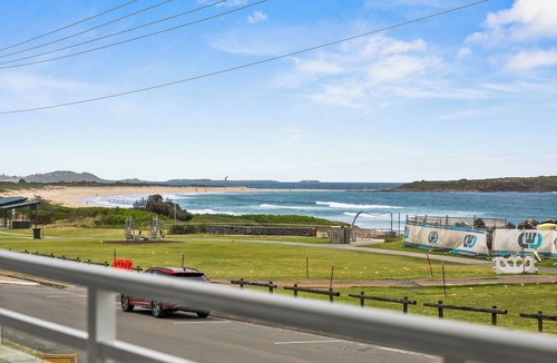 Warilla House | Surfside Solace - superb location