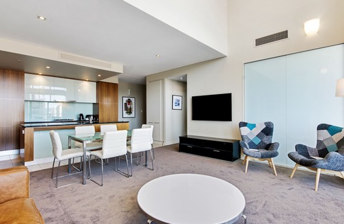 Adelaide Central Business District Apartment | Swainson at Embassy