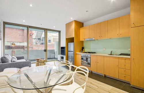 Adelaide Central Business District Apartment | Swainson on Bent - 1.17