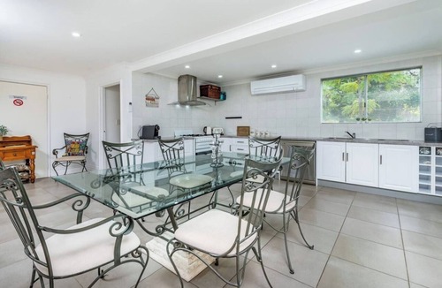 Belhus Cottage | Swan Valley- Willow Cottage Swan valley