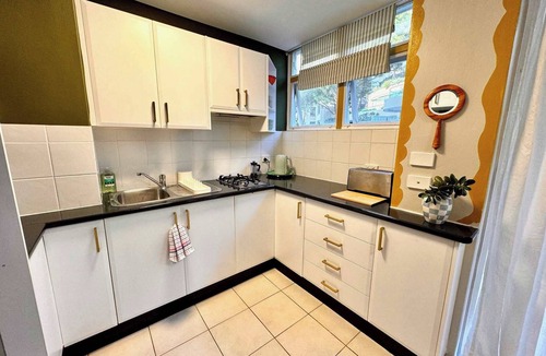 Elizabeth Bay Apartment | Sydney Harbour Studio W Pool Elizabeth Bay