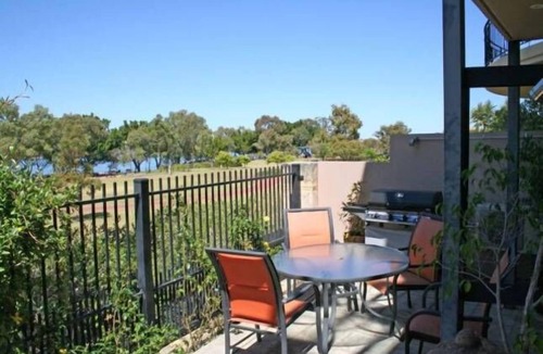 East Perth Apartment | Syrena on the Swan - East Perth