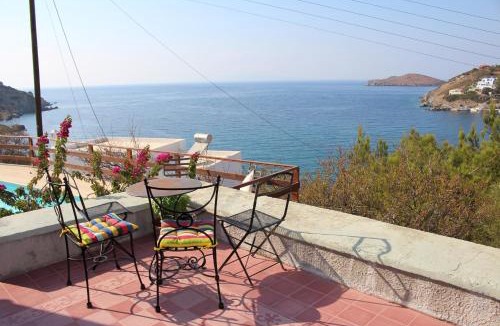 Kini House | Syriani