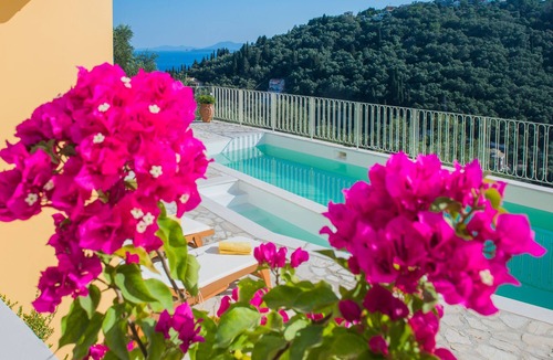 Kavalleraina Apartment | T' adelfia - IRIS