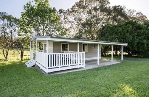 Foxground Cabin | Tall Fig BnBnEntire guesthouse in Foxground, Australia