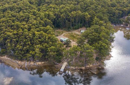 Hastings House | Tall Trees- Forest hideaway on Hastings Lagoon