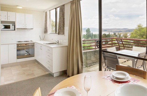 Jindabyne Apartment | Tanderra 10 on Park Road