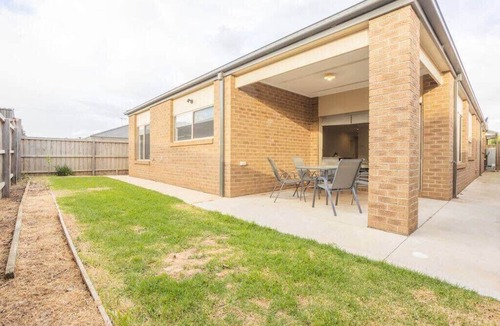 Tarneit House | Tarneit Delight - Familial 4 bedrooms Home