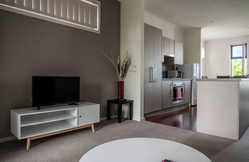 Athol Park Apartment | Tasha's Apartments on Kerry