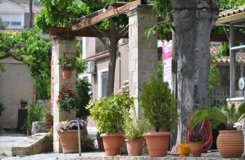 Archea Korinthos Apartment | Tassos Rooms