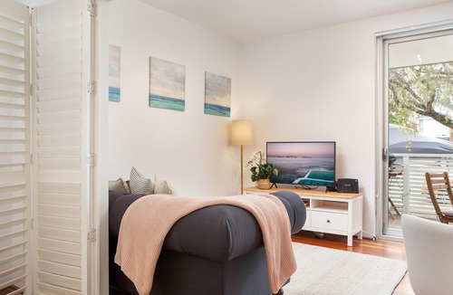Cammeray Apartment | Tasteful Apartment With Balcony In Cammeray
