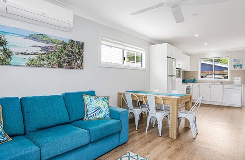 Tea Gardens House | Tea Gardens Cosy Cottage