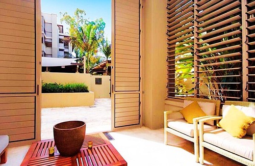Palm Cove Apartment | Temple 121 Palm Cove - Courtyard apartment within luxury resort