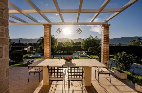 Neromilos Villa | Terra Nostra Mansion Zakynthos