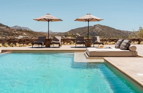 Naxos Villa | Thalelion Villa Private Pool and Jacuzzi