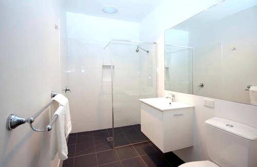 Raymond Island Hotel | The Abbey Raymond Island