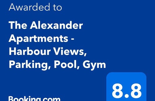 North Sydney Apartment | The Alexander Apartments - Harbour Views, Parking, Pool, 24hr Concierge