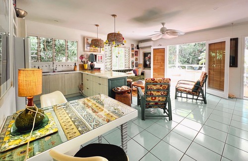 Port Douglas Cottage | The Artist's Cottage,