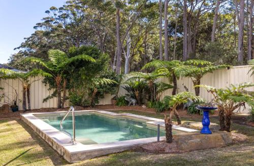 St. Georges Basin House | The Atrium by Experience Jervis Bay