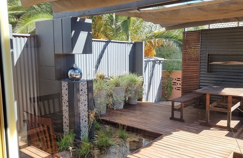 Port Pirie South House | The Atrium - Classic Villa with up to 6 Bedrooms