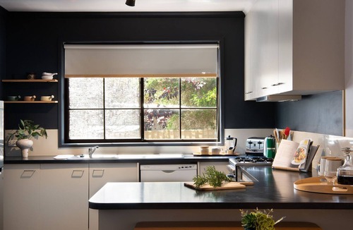 Hepburn House | The Bach- 3 Bedrooms, dog freindly with loverly bush views